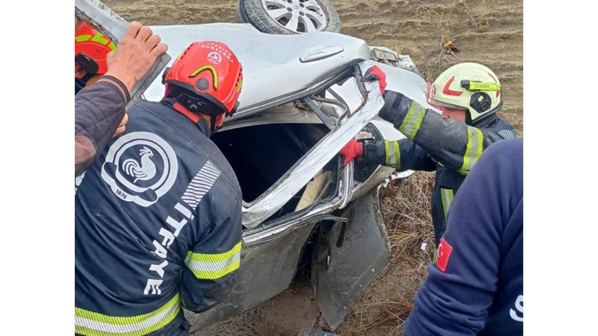 Yoldan çıkan otomobil takla attı; 2 yaralı