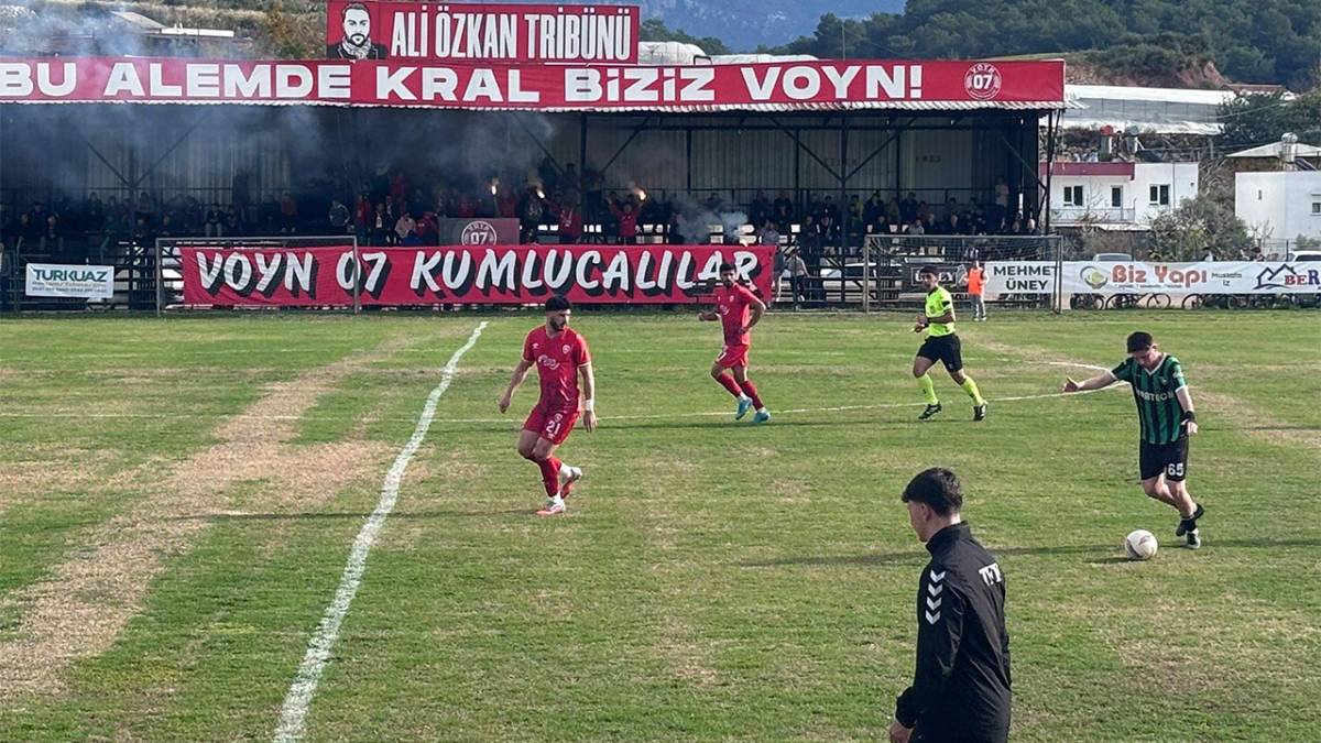 HOROZ DEPLASMANDA YIKILDI