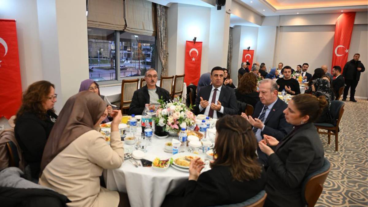 Denizli’de Şehit Aileleri ve Gaziler Onuruna Dev Buluşma