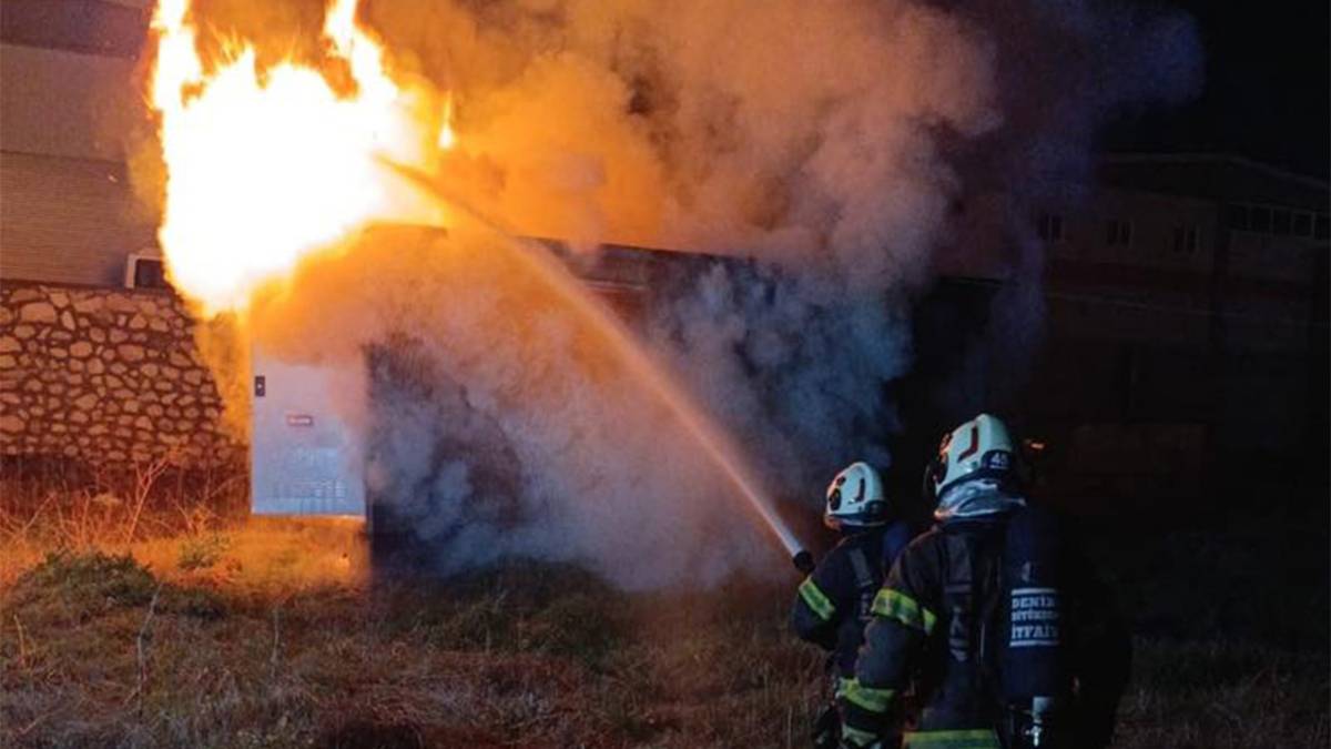 Denizli'de Korkutan Trafo Yangını