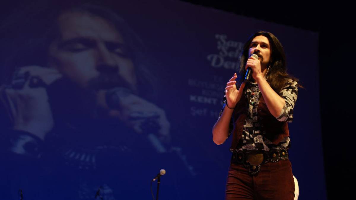 Denizli Büyükşehir Barış Manço’yu eserleriyle andı