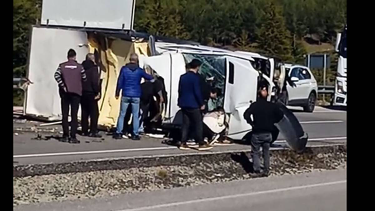Denizli Muğla Yolunda Katliam Gibi Kaza