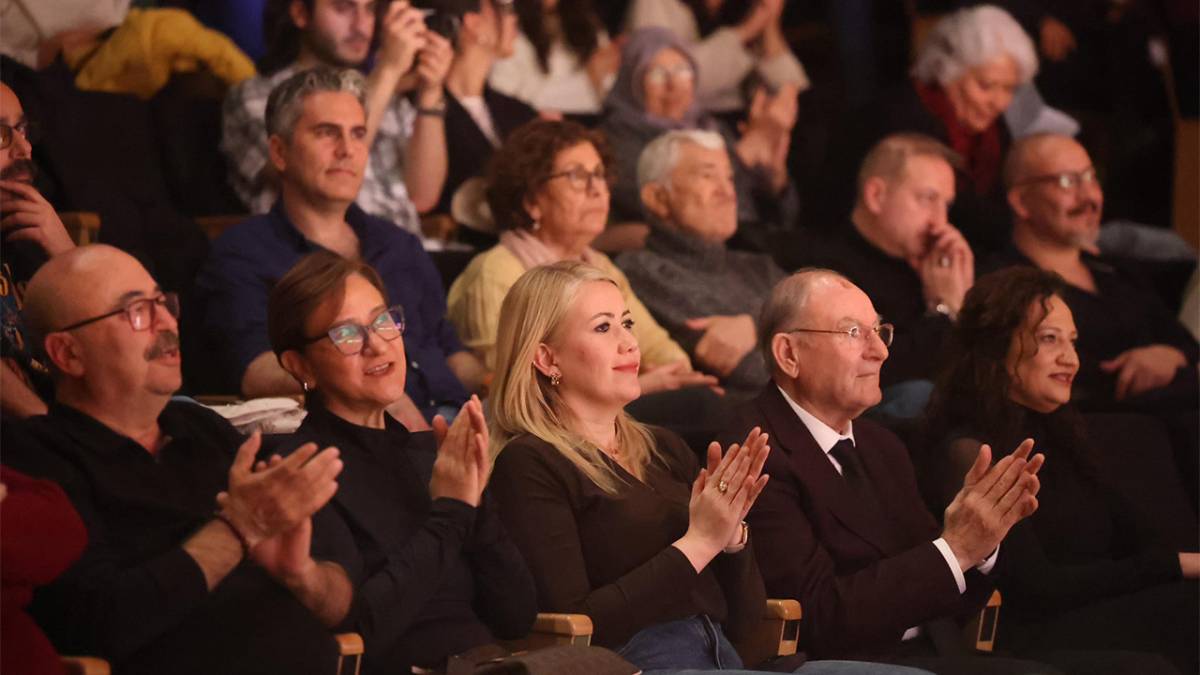 Merkezefendi Sol Kültür Korosu ilk konserini verdi