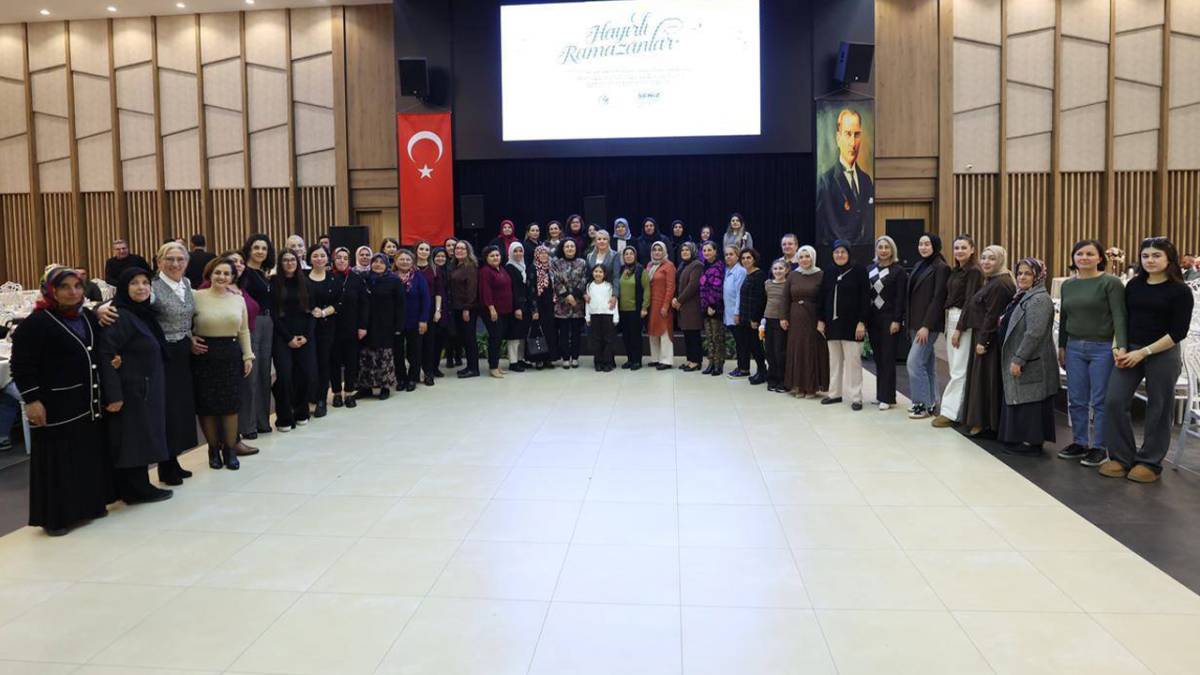 Şeniz Doğan Muhtarlarla iftarda buluştu