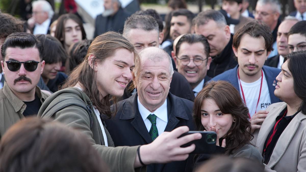 Ümit Özdağ Denizli’de Gençlerle iftarda Buluştu