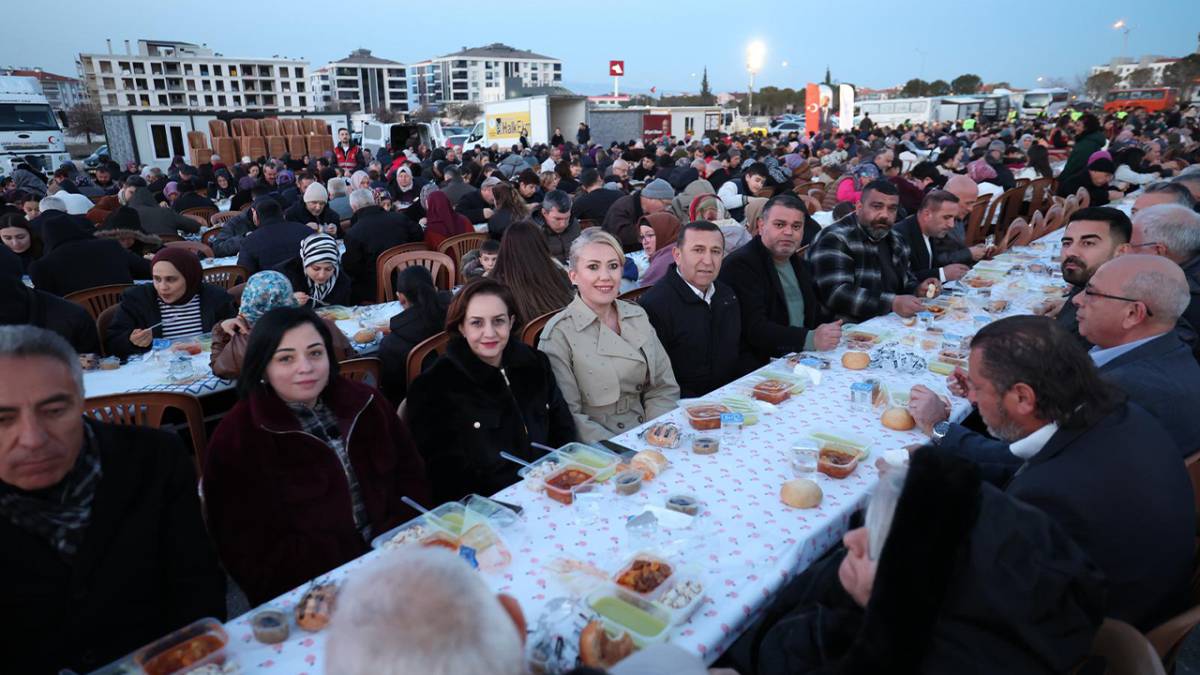 Karahasanlı Mahallesi’nde 7 bin kişilik iftar
