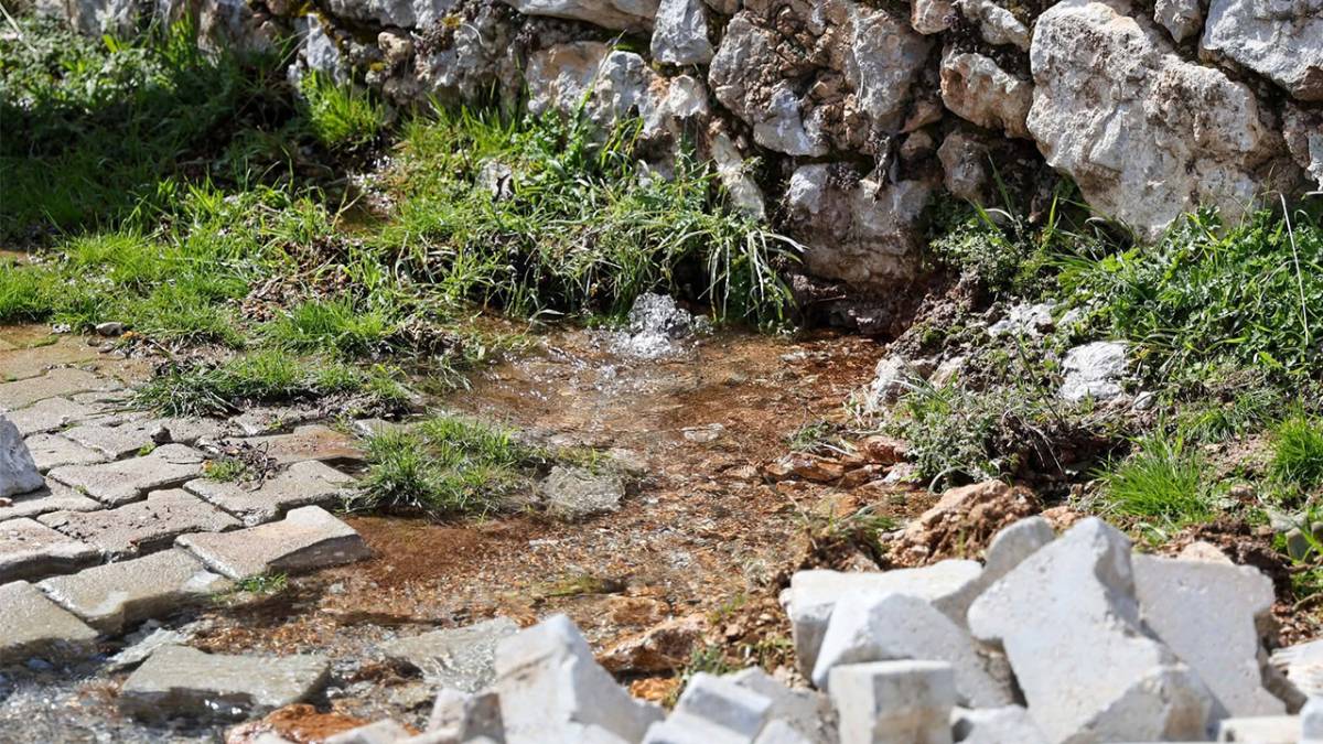 Çameli’nde Yer Altı Suları Yüzeye Çıktı