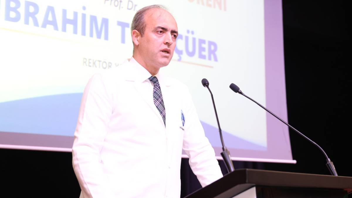 PAÜ’de 273 Tıp Öğrencisi Beyaz Önlük Giydi