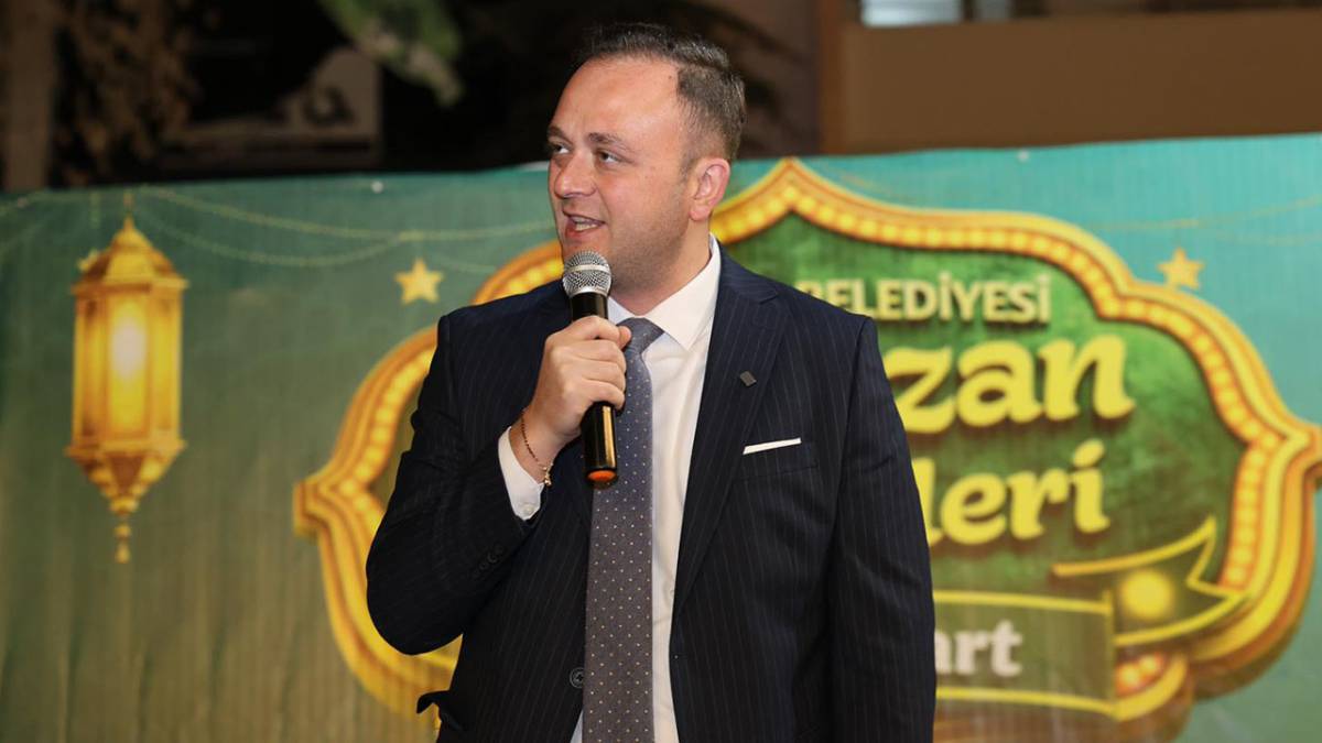 Çivril’de Ramazan coşkusu Cumhuriyet Meydanı’na taştı