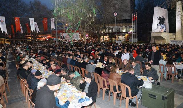Denizli’de Ramazan’ın bereketi Büyükşehir’le taçlandı