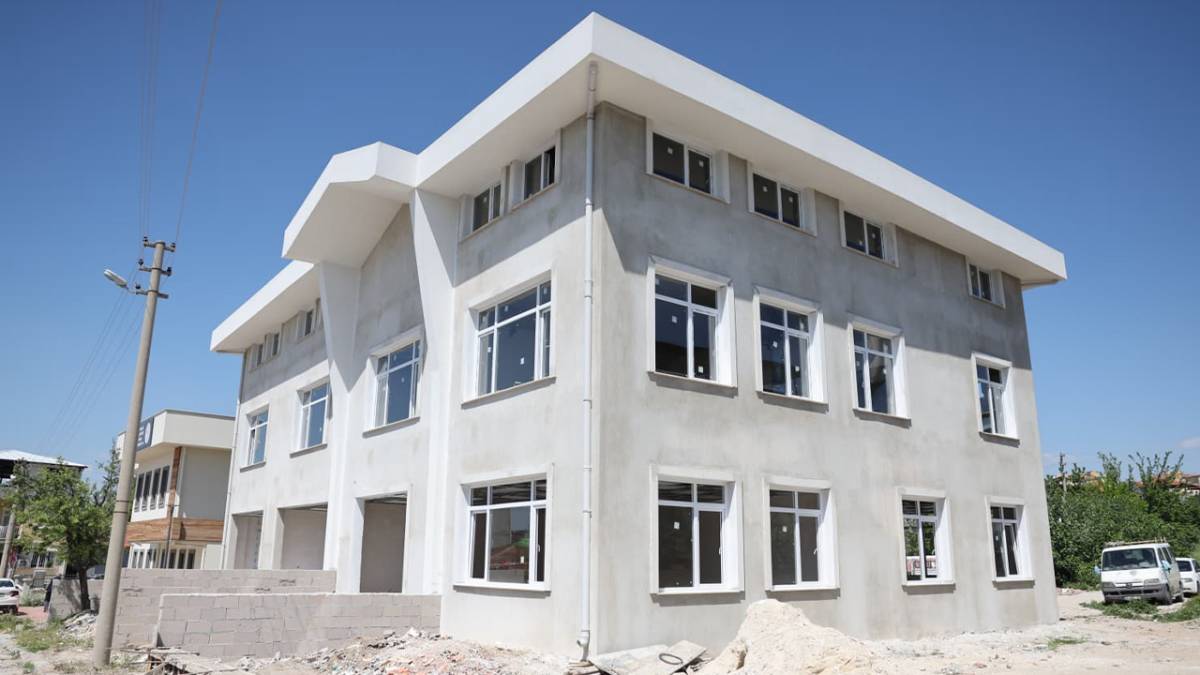 ANAFARTALAR GÜNDÜZ ÇOCUK BAKIMEVİ GÜN SAYIYOR