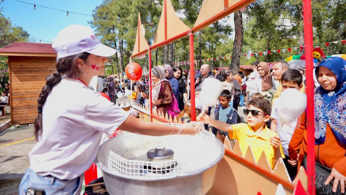 Denizli Büyükşehir ile dolu dolu 23 Nisan