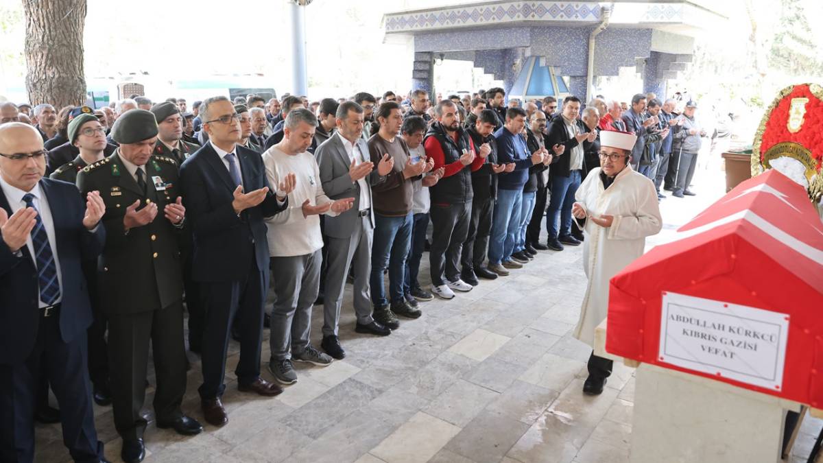 Denizlili Kıbrıs gazisi son yolculuğuna uğurlandı