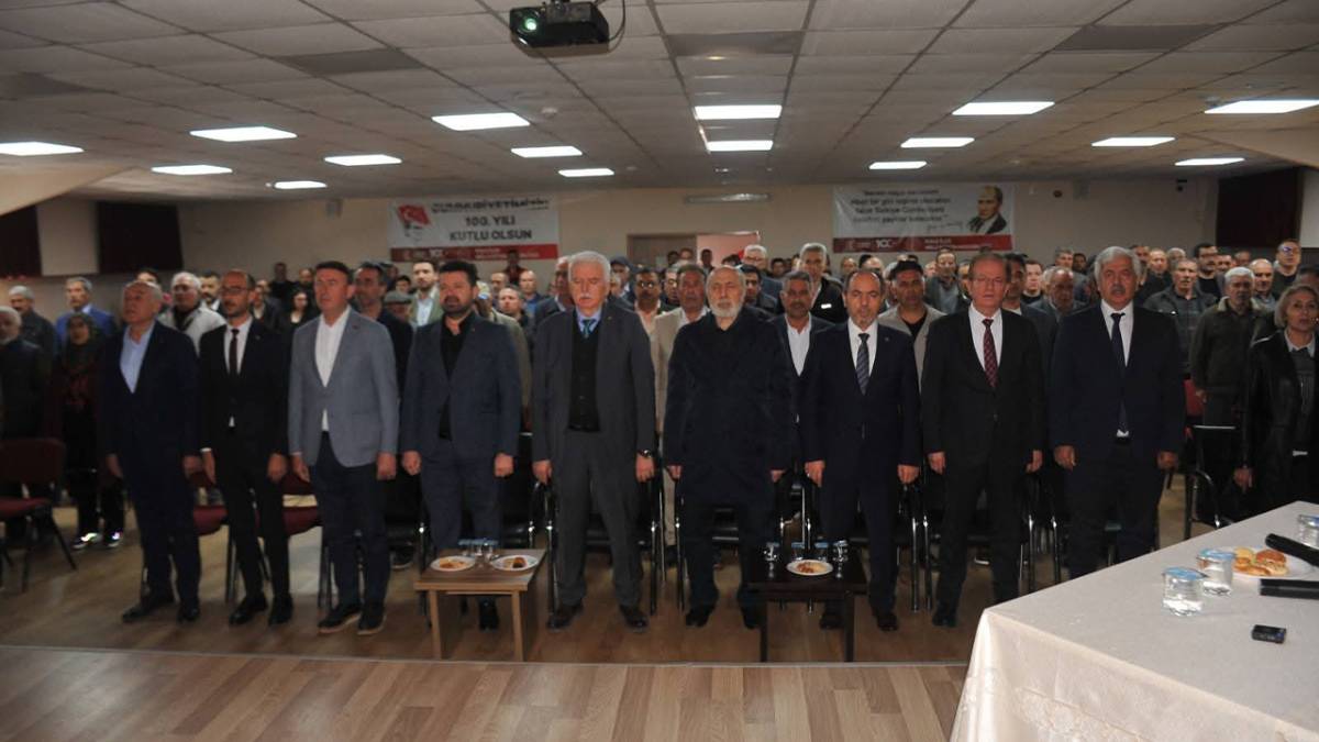 Kale’de Panelde Davet Çatlağı