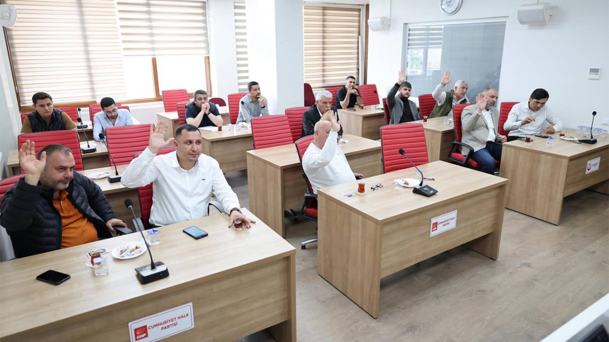 Honaz Belediye Başkanı Yüksel Kepenek CHP'den istifa etti