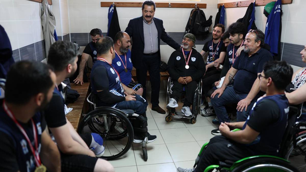 PAMUKKALE’NİN ‘ENGELSİZ YÜREKLERİ’ ARTIK SÜPER LİG’DE